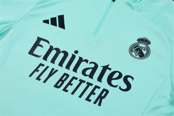 Real Madrid 24/25 Azul claro