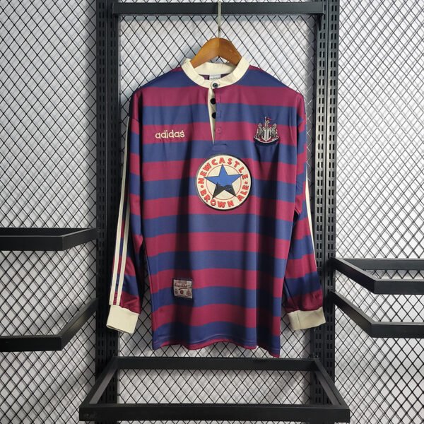 Newcastle Retro 95/96 Manga Larga