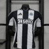 Newcastle 24/25 1ªEquipación