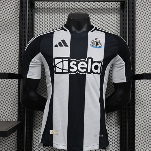Newcastle 24/25 1ªEquipación