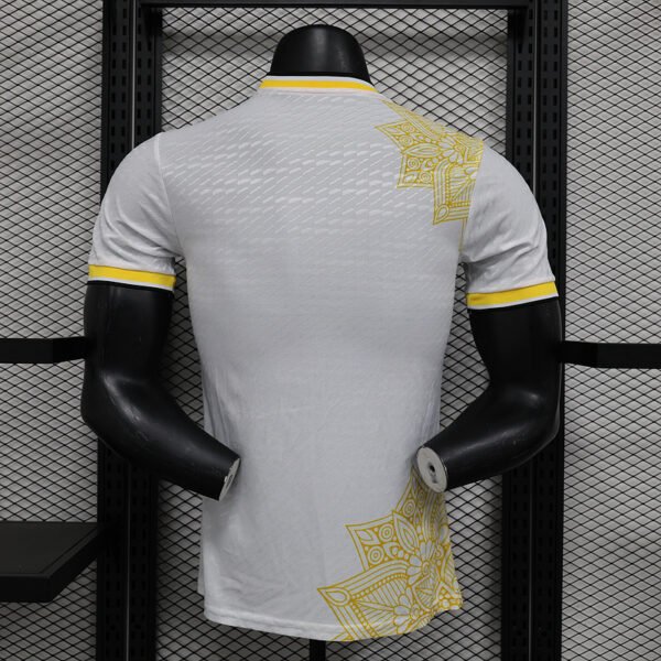 Real Madrid 24/25 Edición Especial