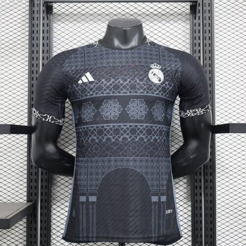 Real Madrid 24/25 Edición Especial
