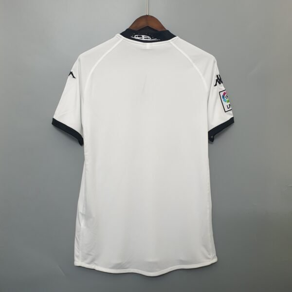Valencia Retro 09/10