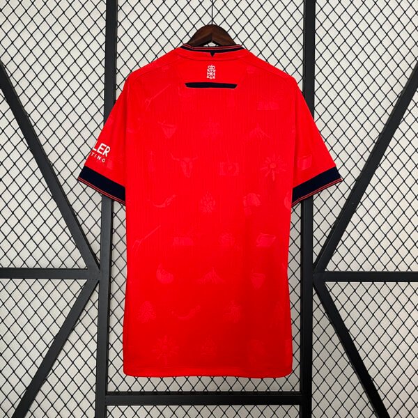Osasuna 24/25 1ªEquipación