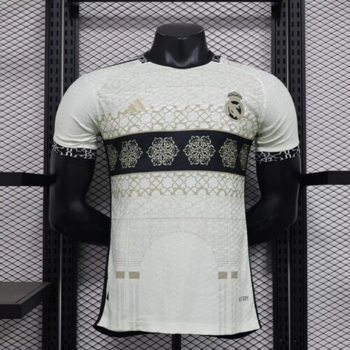 Real Madrid 24/25 Edición Especial