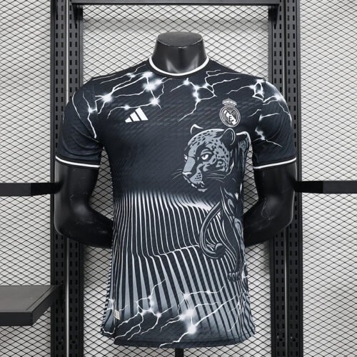Real Madrid 24/25 Edición Especial