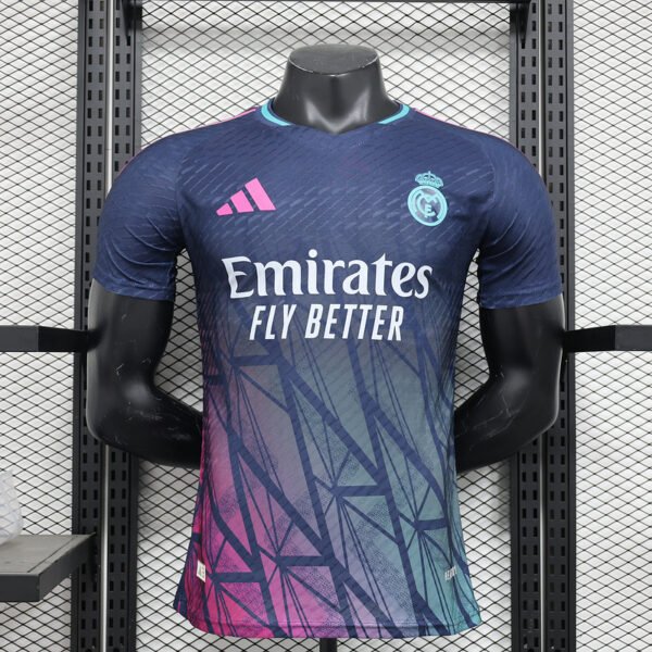 Real Madrid 24/25 Edición Especial