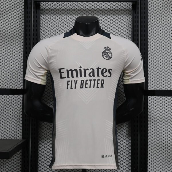 Real Madrid 24/25 Edición Especial