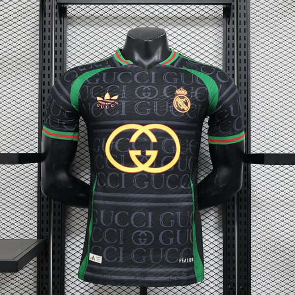 Real Madrid 24/25 Edición Especial